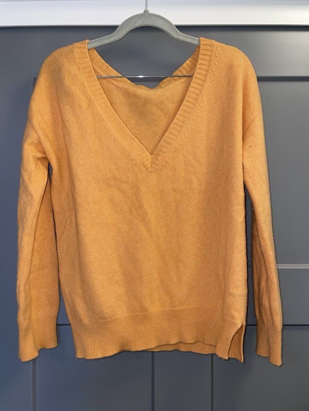 Frances Austen Orange made in Scotland reversible v neck 100% cashmere sweater
